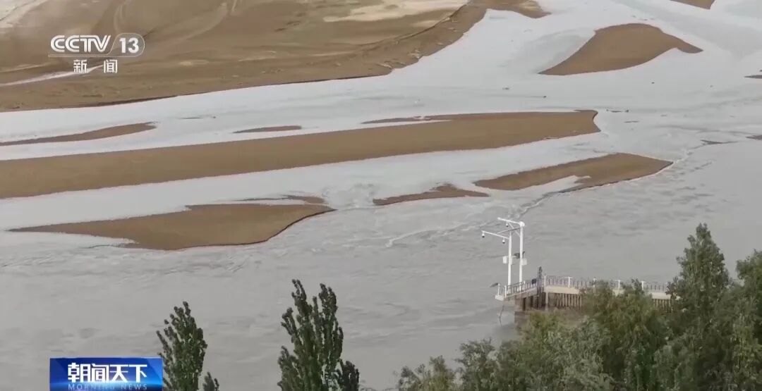 塔克拉玛干沙漠,突发洪水!吐鲁番未来7天都将超过40℃!我国南方将进入强降雨集中期,华北东北等地多雷雨